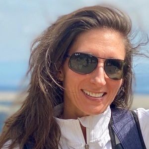 Meet your Posher, Ada